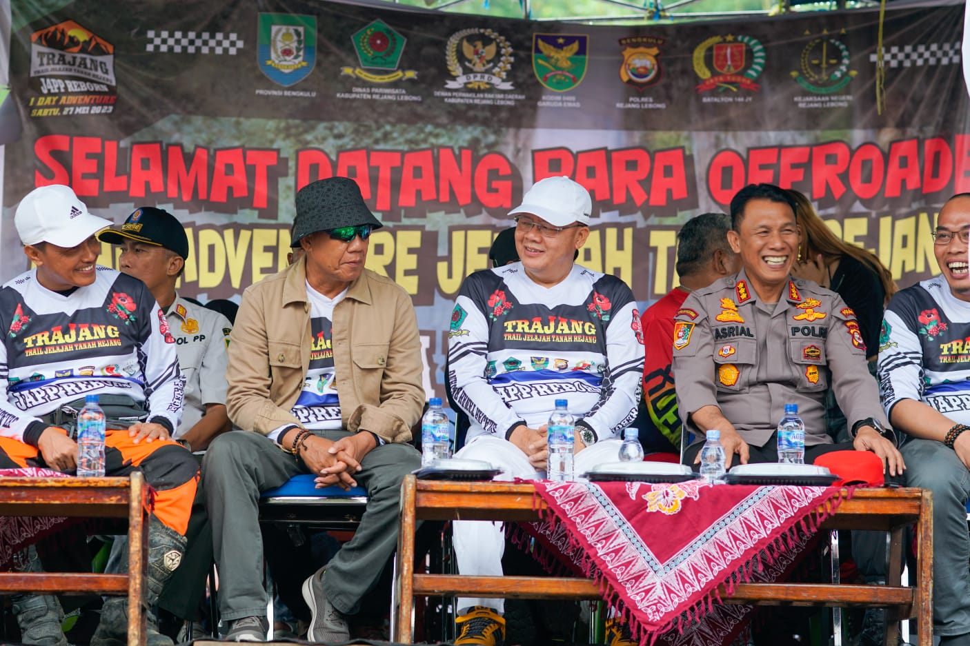 Event Trajang (Trail Adventure Jelajah Tanah Rejang) pesertanya tidak saja dari Bengkulu tetapi juga dari beberapa provinsi tetangga, kegiatan seperti ini positif, yang pertama tentu untuk menyalurkan hobi para rider, selanjutnya mengenalkan wilayah kita kepada masyarakat luas