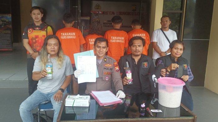  Polresta Bengkulu  Press Release 3 Pelaku Eksploitasi Anak Di Bawah Umur
